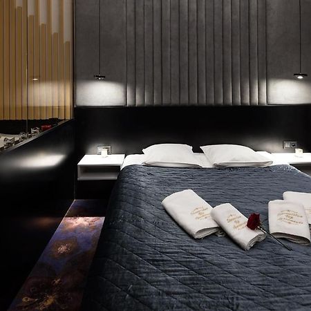 Starowislna Vip Apartamenty Jacuzzi คราคูฟ ภายนอก รูปภาพ