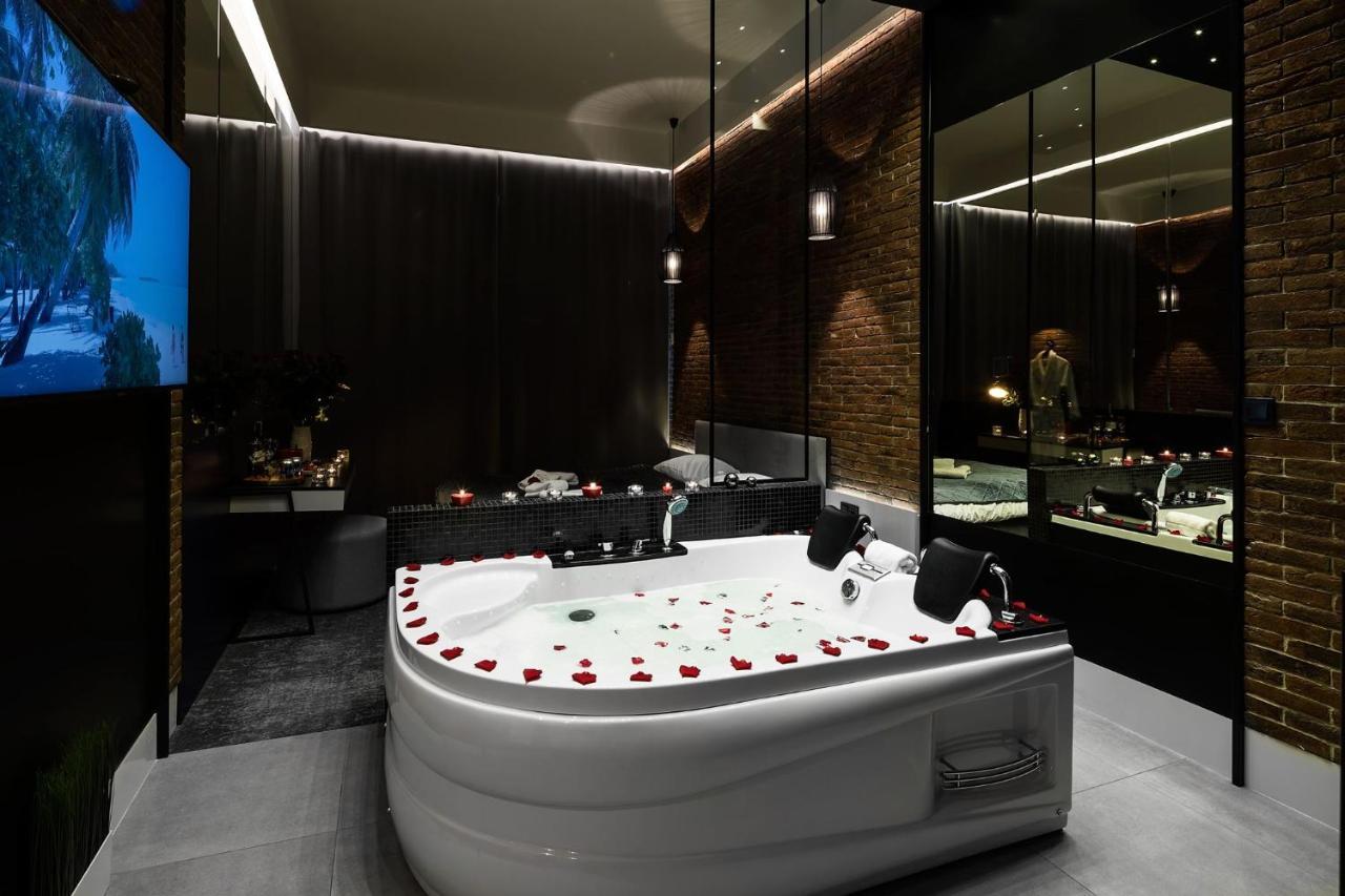 Starowislna Vip Apartamenty Jacuzzi คราคูฟ ภายนอก รูปภาพ