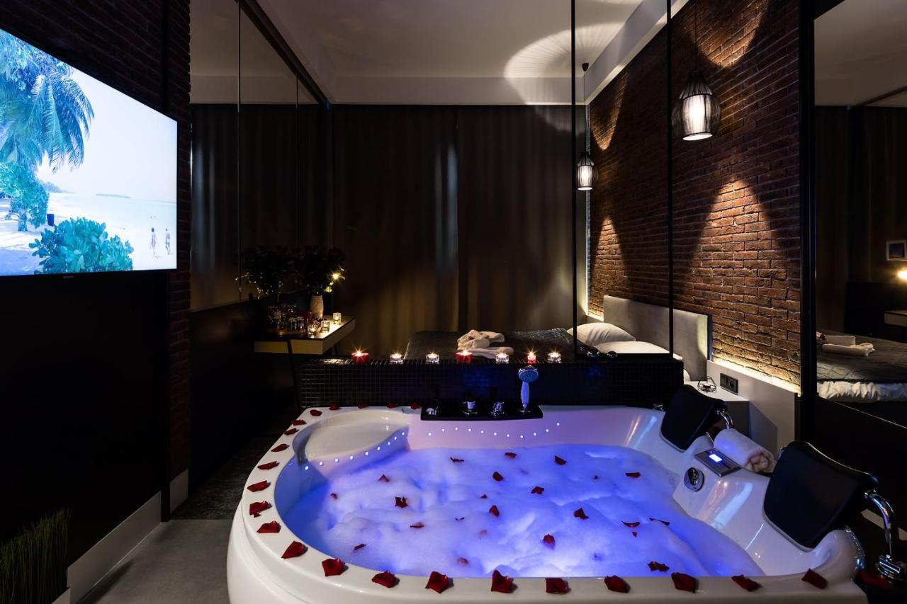 Starowislna Vip Apartamenty Jacuzzi คราคูฟ ภายนอก รูปภาพ