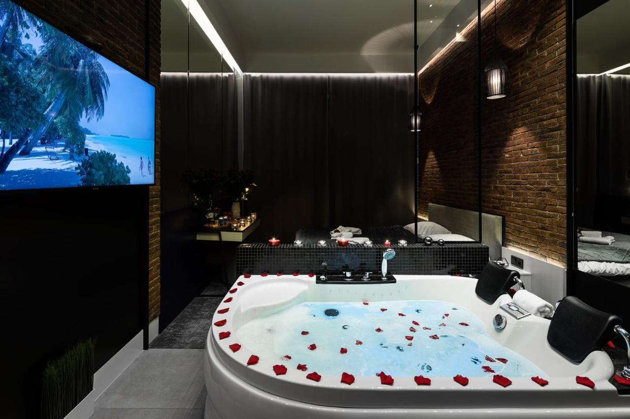 Starowislna Vip Apartamenty Jacuzzi คราคูฟ ภายนอก รูปภาพ