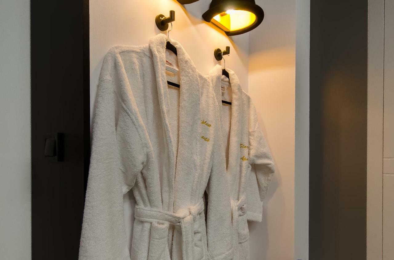 Starowislna Vip Apartamenty Jacuzzi คราคูฟ ภายนอก รูปภาพ
